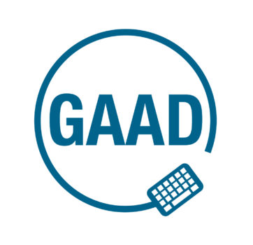 zdjęcie przedstawia logo międzynarodowego dnia dostępności, na białym tle, jest niebieski napis GAAD (amerykański skrót nazwy) oraz symbol klawiatury.
