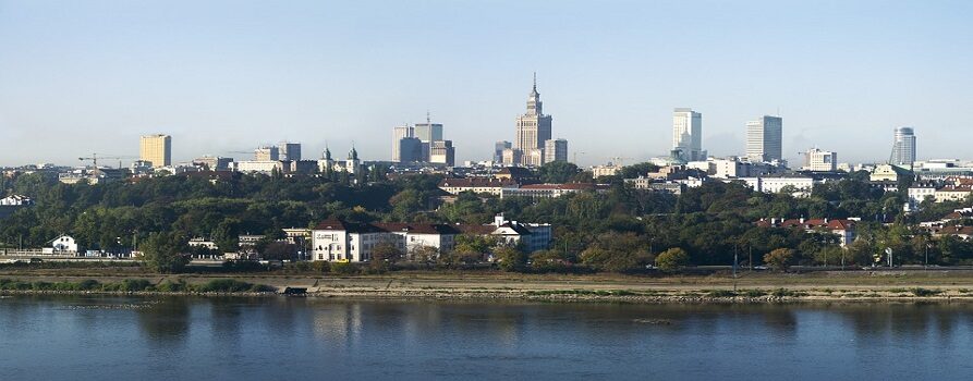 Panorama Warszawy z widokiem na Wisłę i Pałac Kultury